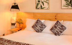 Petit Mesón (Pet Friendly Hotel)